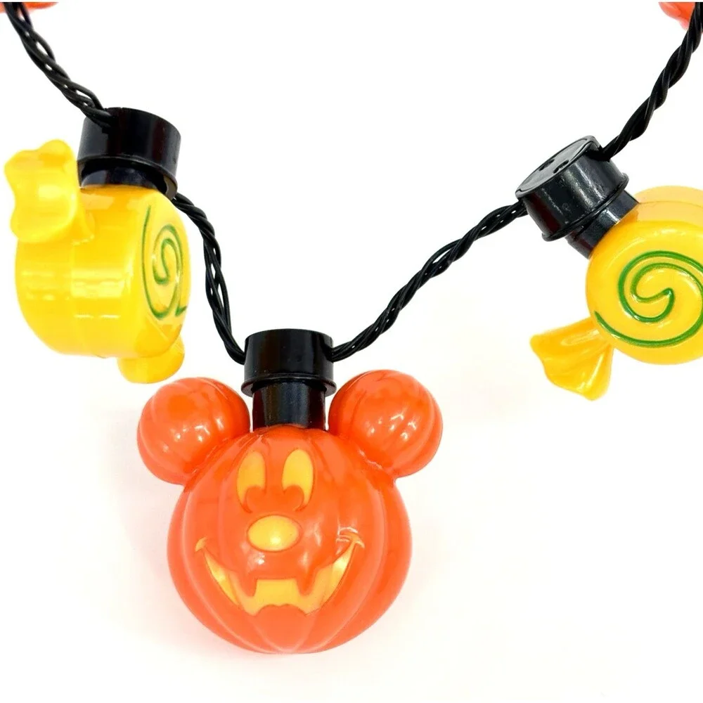 Disney Parks Light-Up Glow Necklace 2020 Halloween Mickey Pumpkins & Candy NWT